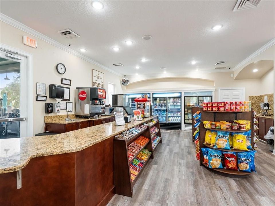 For Sale: $585,000 (5 beds, 3 baths, 2255 Square Feet)