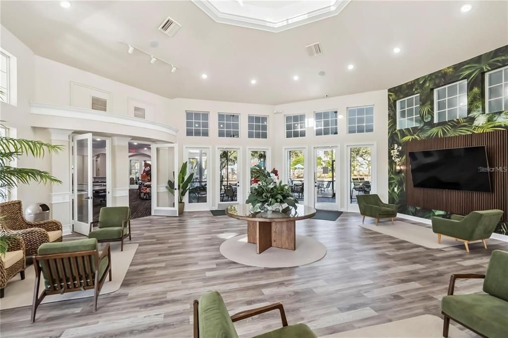 For Sale: $585,000 (5 beds, 3 baths, 2255 Square Feet)