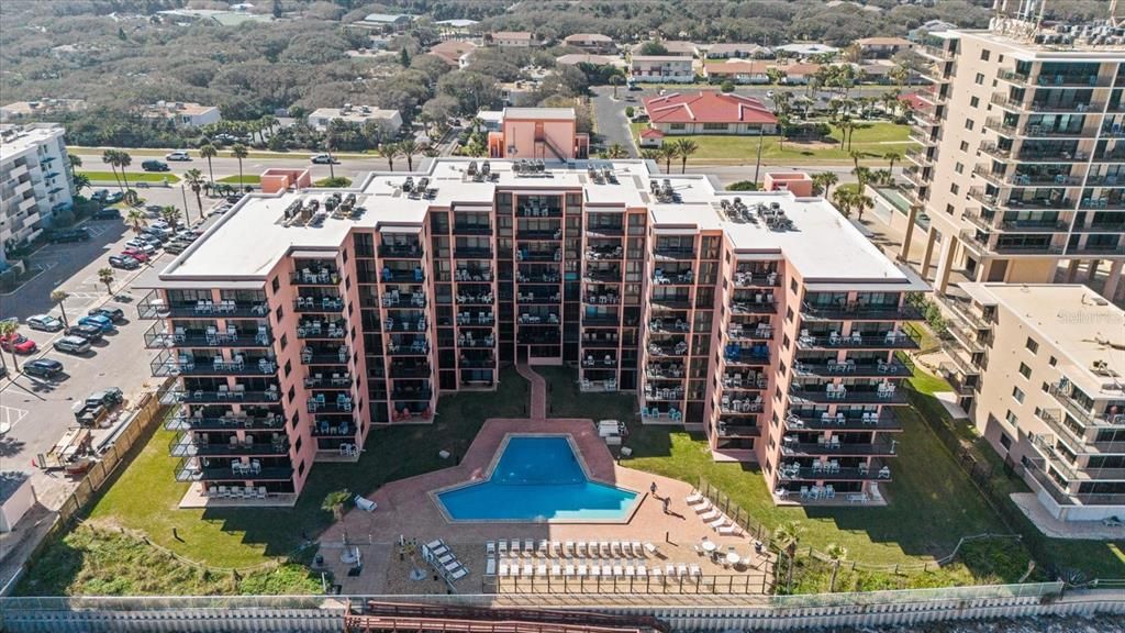 合同活跃: $499,000 (2 贝兹, 2 浴室, 1130 平方英尺)