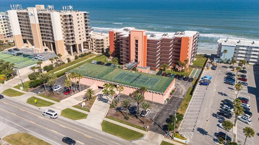 合同活跃: $499,000 (2 贝兹, 2 浴室, 1130 平方英尺)