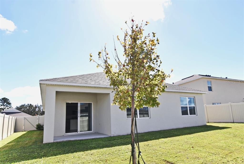 For Rent: $2,390 (4 beds, 2 baths, 1846 Square Feet)