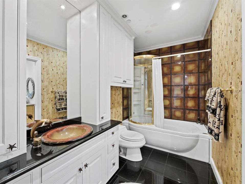 For Sale: $15,550,000 (8 beds, 8 baths, 12752 Square Feet)