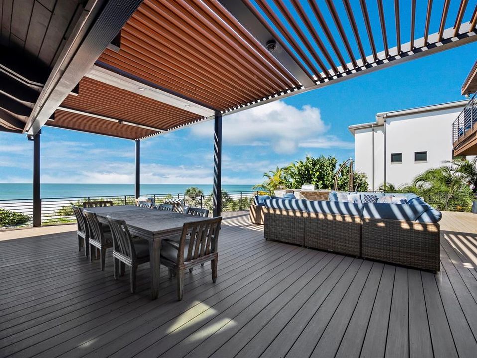 For Sale: $15,550,000 (8 beds, 8 baths, 12752 Square Feet)