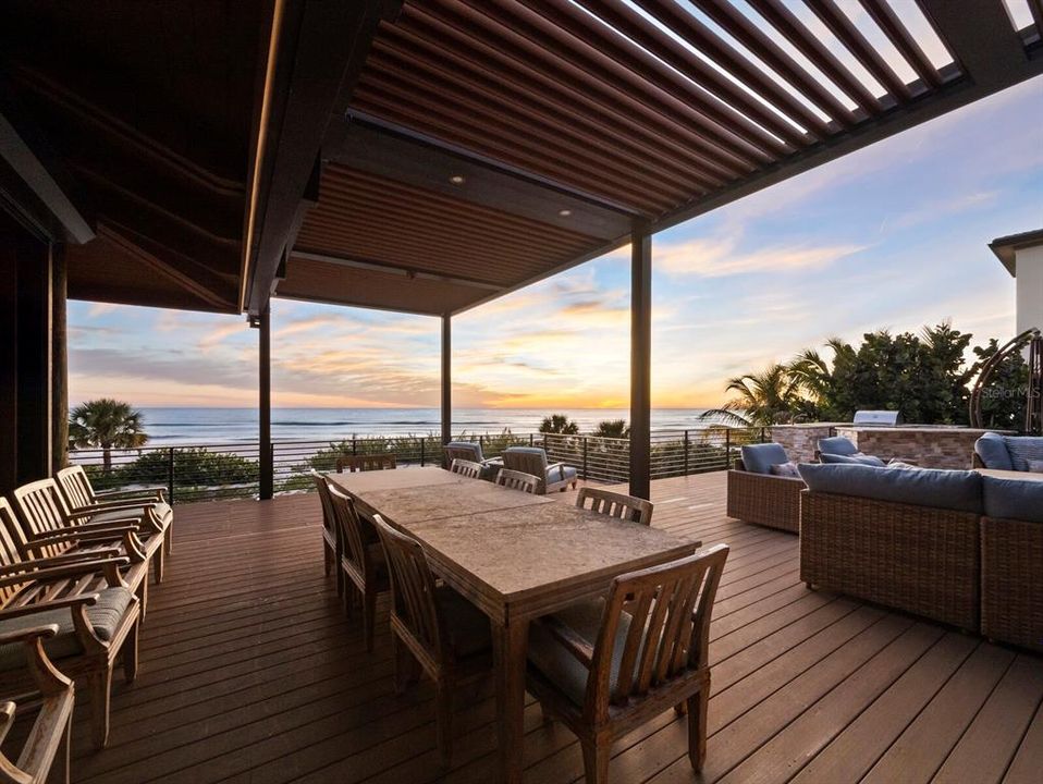 For Sale: $15,550,000 (8 beds, 8 baths, 12752 Square Feet)