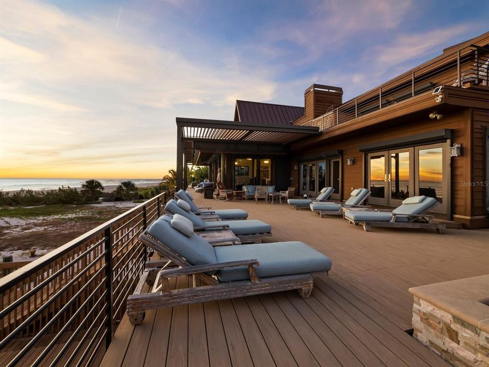 For Sale: $15,550,000 (8 beds, 8 baths, 12752 Square Feet)