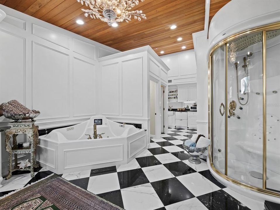 For Sale: $15,550,000 (8 beds, 8 baths, 12752 Square Feet)