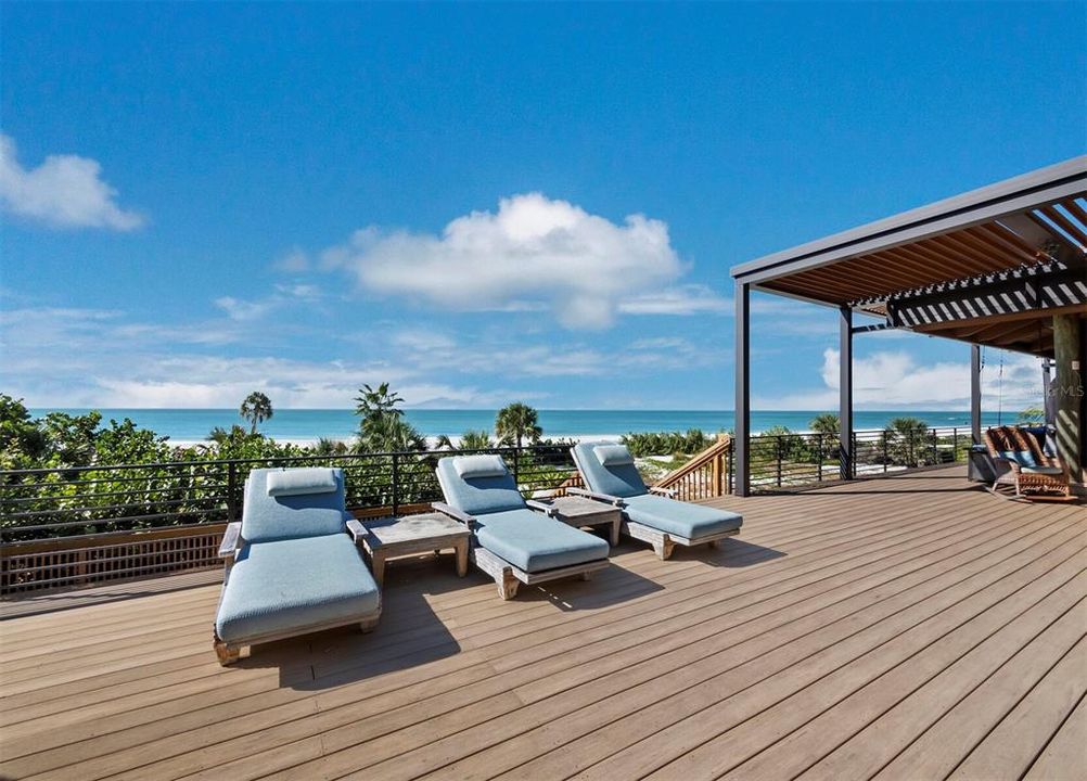 For Sale: $15,550,000 (8 beds, 8 baths, 12752 Square Feet)