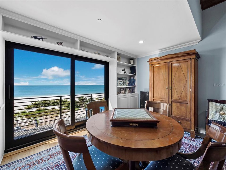 For Sale: $15,550,000 (8 beds, 8 baths, 12752 Square Feet)