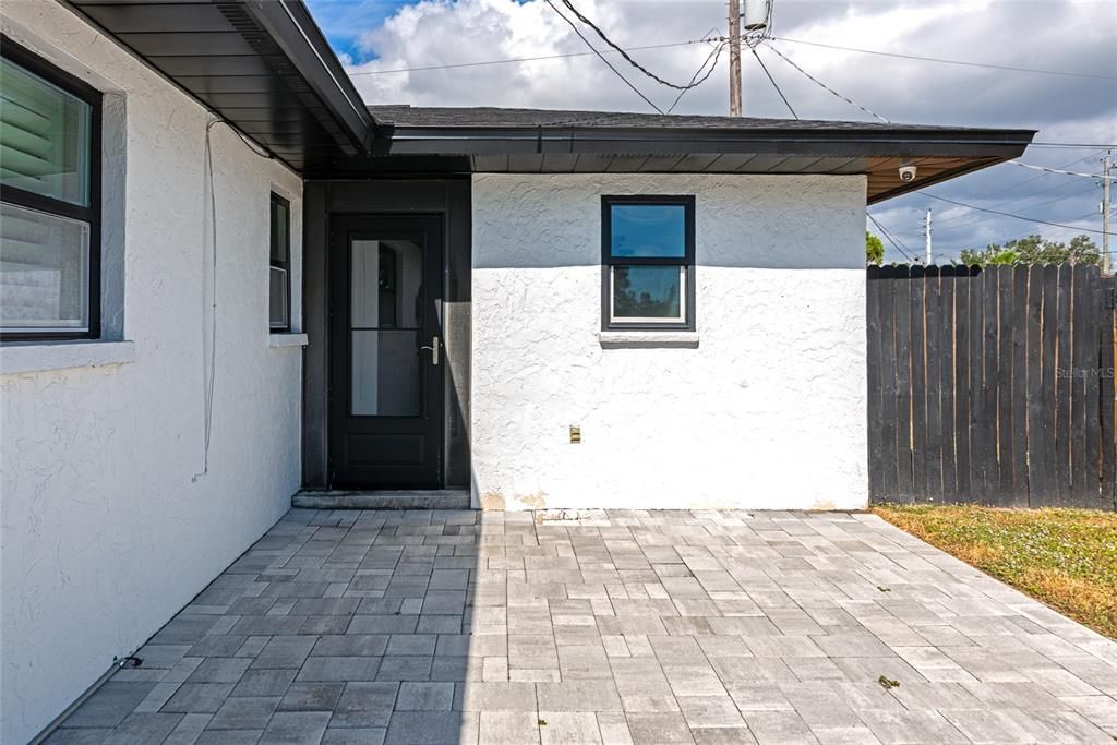 En Venta: $775,000 (4 camas, 3 baños, 2142 Pies cuadrados)