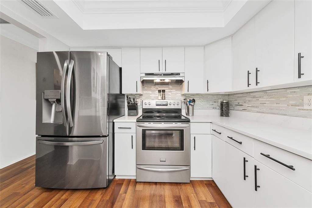 En Venta: $775,000 (4 camas, 3 baños, 2142 Pies cuadrados)