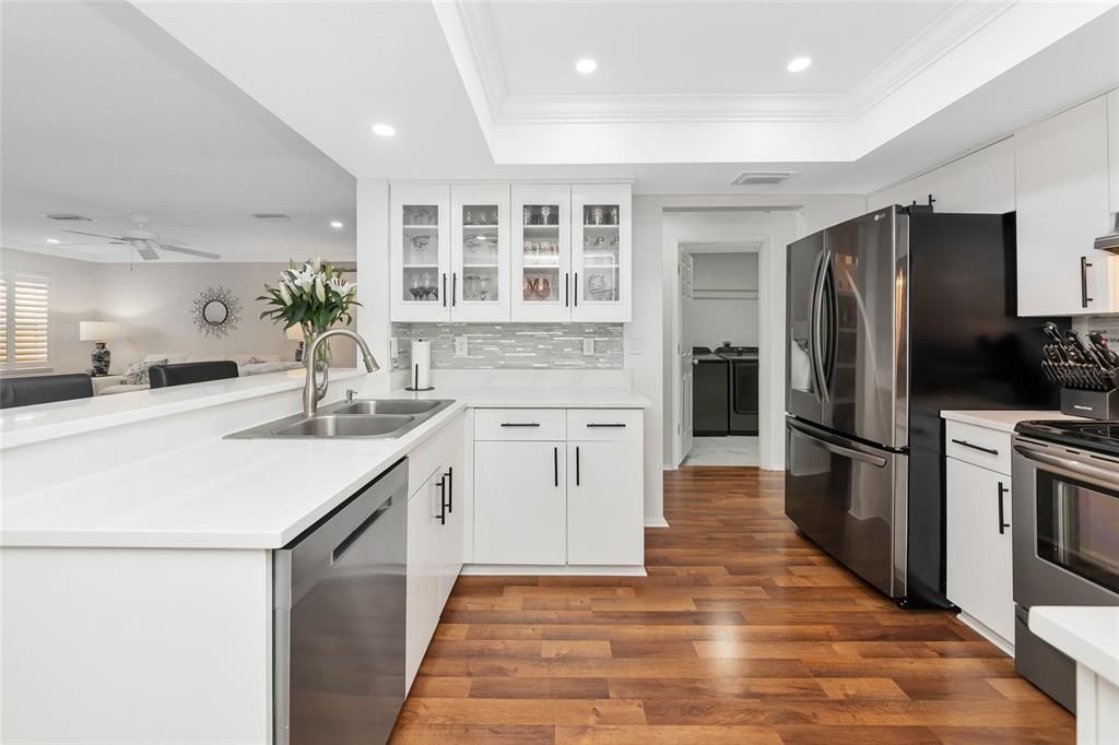 En Venta: $775,000 (4 camas, 3 baños, 2142 Pies cuadrados)