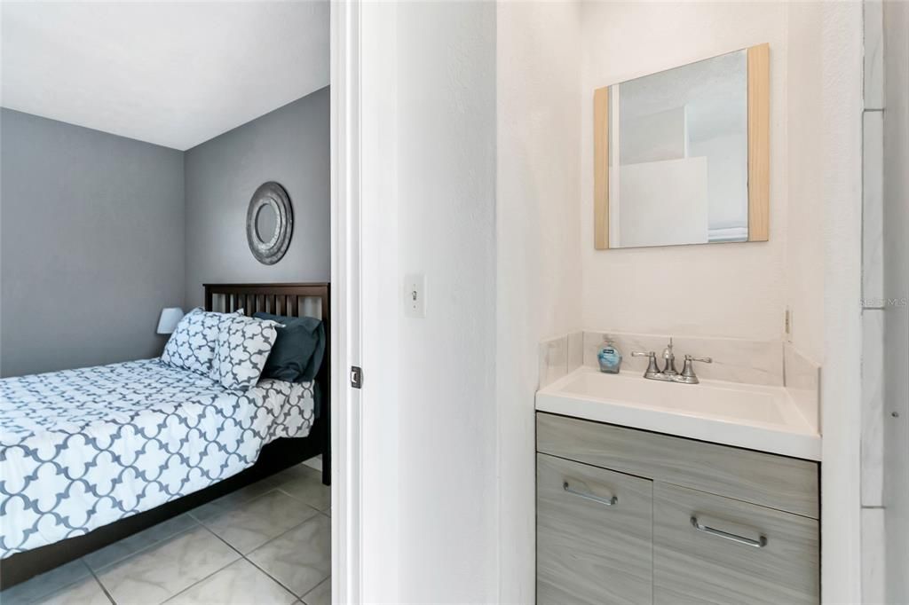 En Venta: $775,000 (4 camas, 3 baños, 2142 Pies cuadrados)