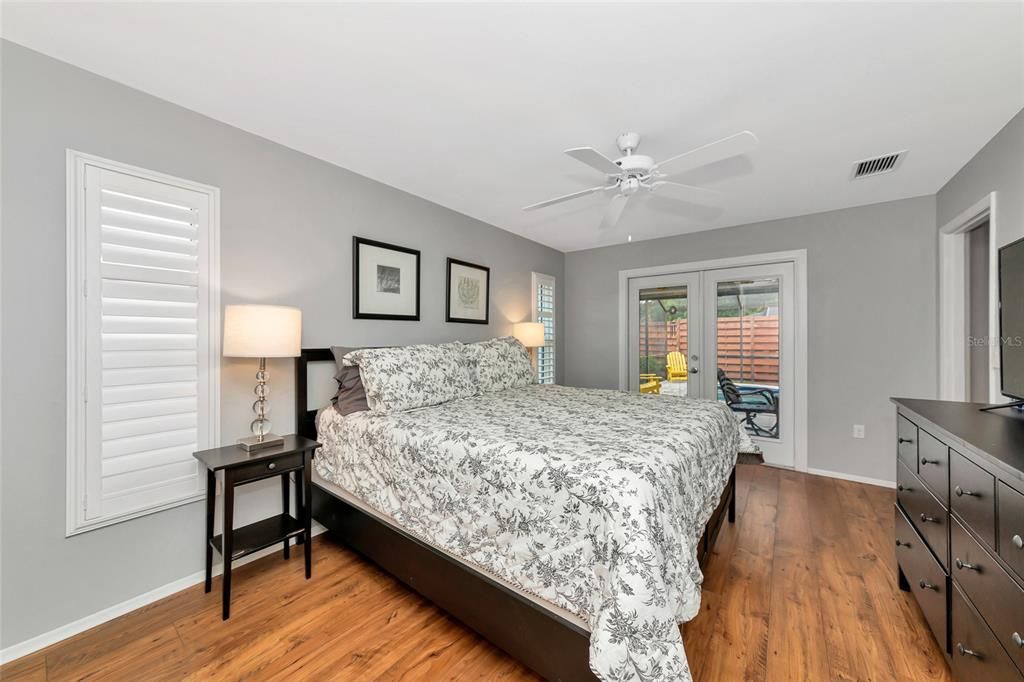 En Venta: $775,000 (4 camas, 3 baños, 2142 Pies cuadrados)