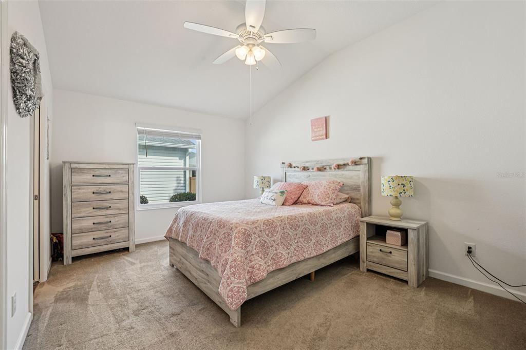 For Sale: $300,000 (2 beds, 2 baths, 1227 Square Feet)