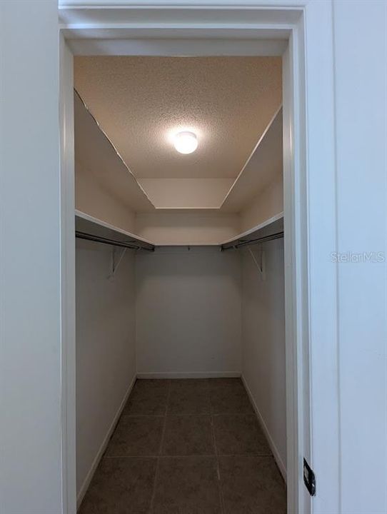 Под контрактом: $224,000 (2 спален, 2 ванн, 1340 Квадратных фут)