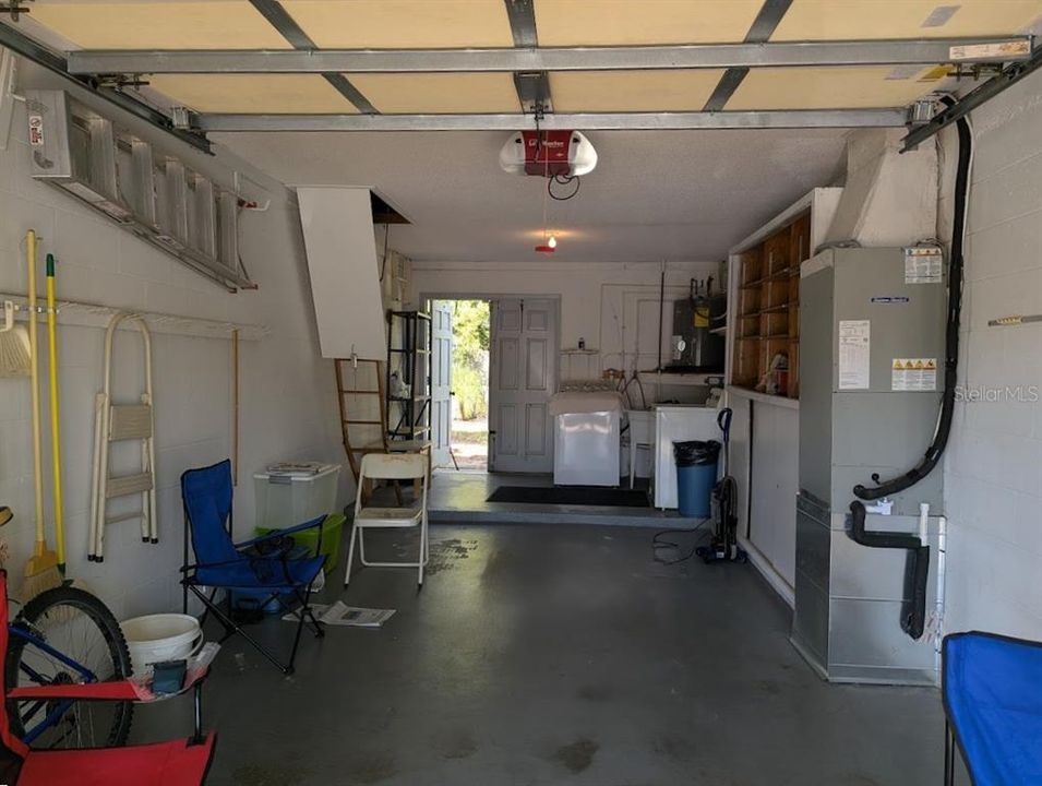 Под контрактом: $224,000 (2 спален, 2 ванн, 1340 Квадратных фут)