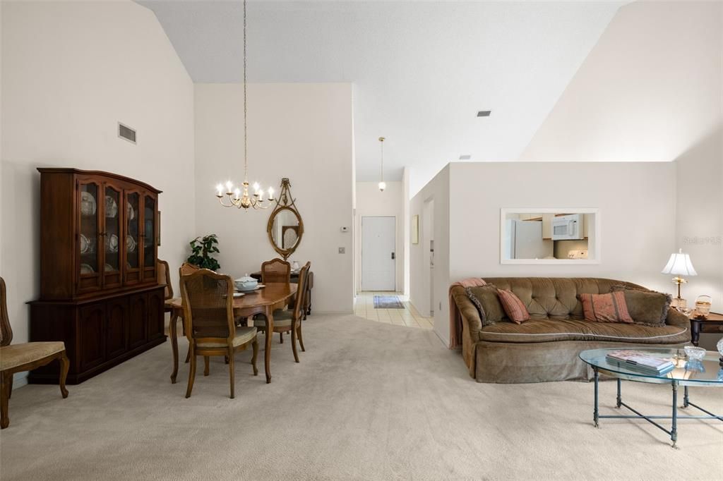 待售: $270,000 (3 贝兹, 2 浴室, 1520 平方英尺)