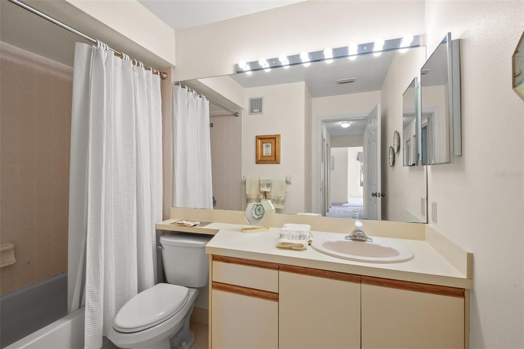 待售: $270,000 (3 贝兹, 2 浴室, 1520 平方英尺)