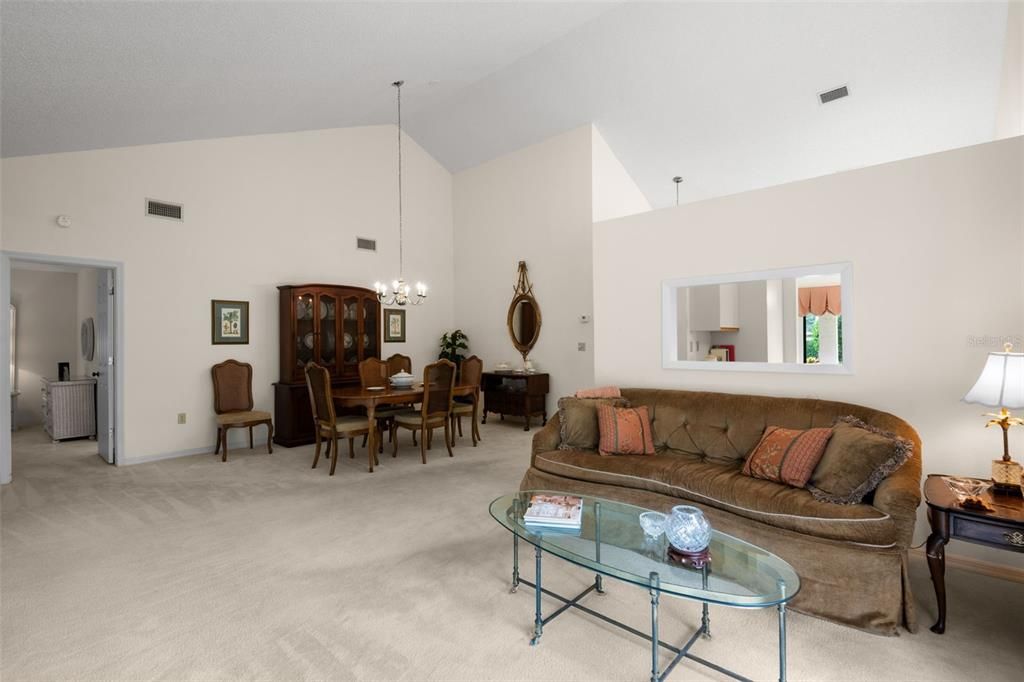 待售: $270,000 (3 贝兹, 2 浴室, 1520 平方英尺)