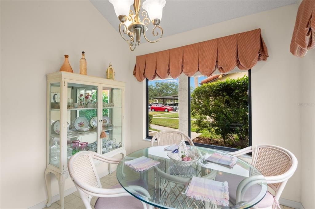 待售: $270,000 (3 贝兹, 2 浴室, 1520 平方英尺)