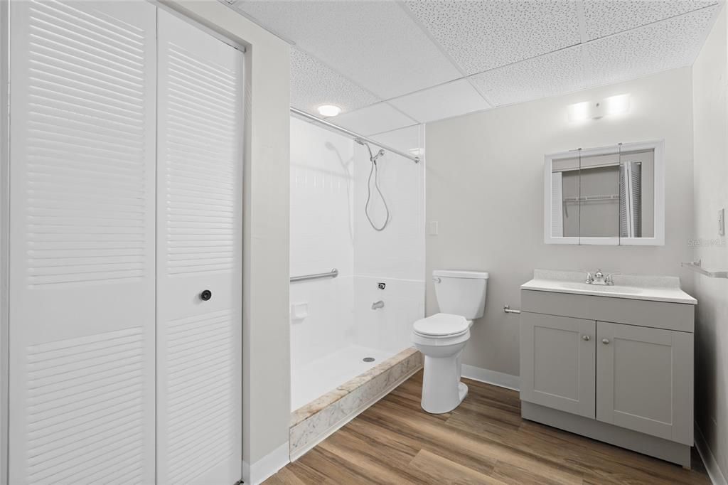 В аренду: $2,850 (1 спален, 1 ванн, 460 Квадратных фут)