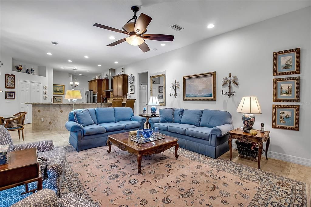 For Sale: $985,000 (3 beds, 3 baths, 2767 Square Feet)