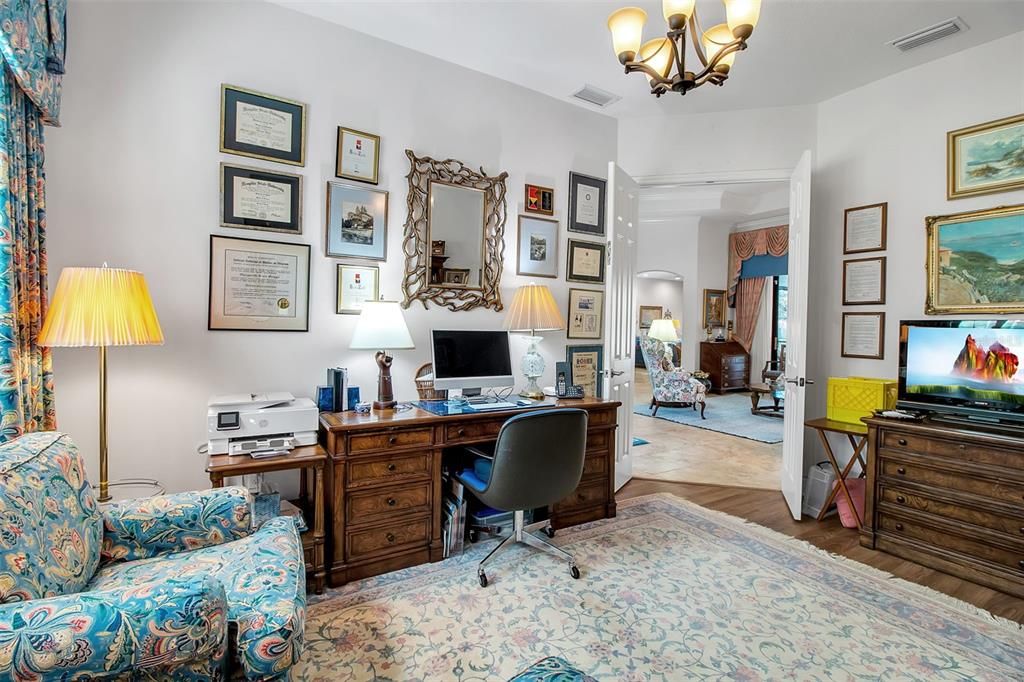 For Sale: $985,000 (3 beds, 3 baths, 2767 Square Feet)