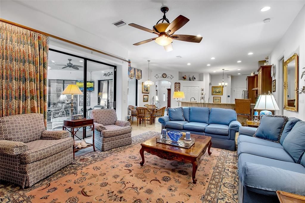 For Sale: $985,000 (3 beds, 3 baths, 2767 Square Feet)