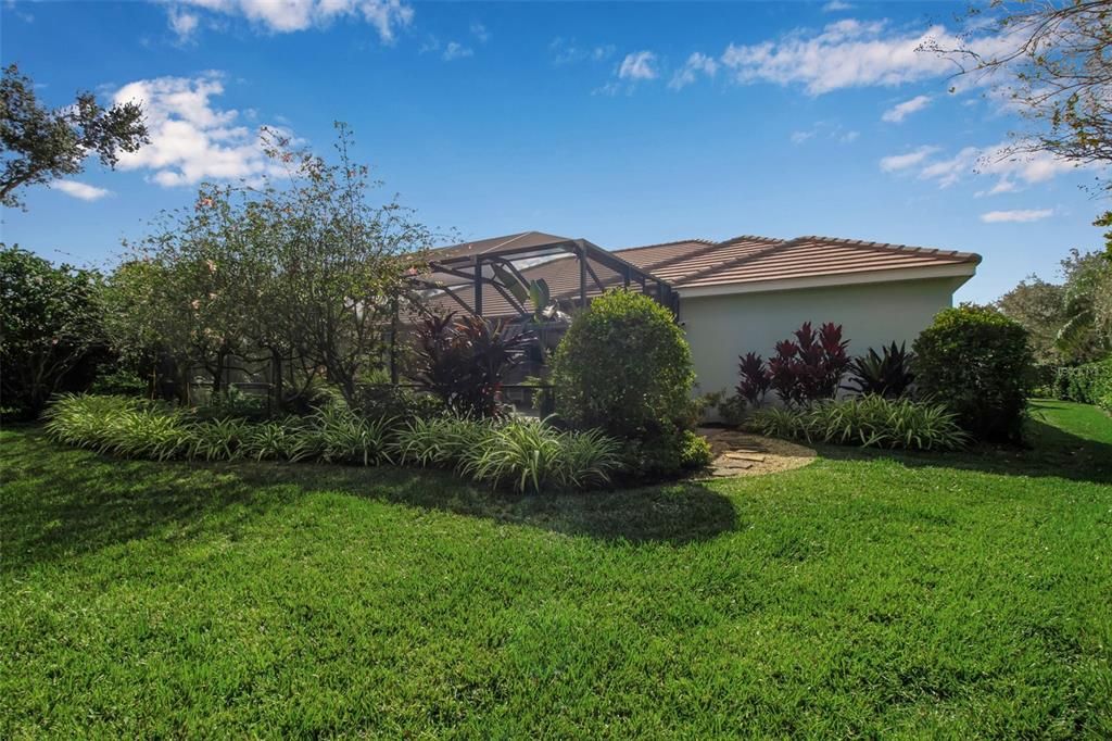 For Sale: $985,000 (3 beds, 3 baths, 2767 Square Feet)