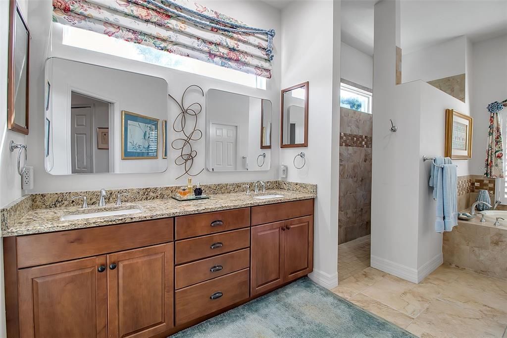 For Sale: $985,000 (3 beds, 3 baths, 2767 Square Feet)