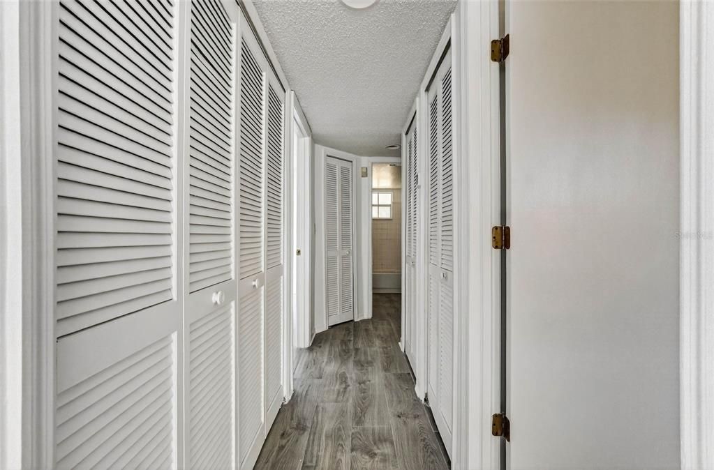 На продажу: $230,000 (3 спален, 2 ванн, 1350 Квадратных фут)