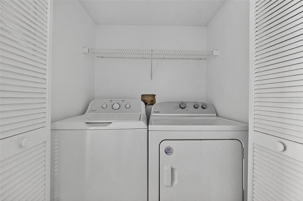 На продажу: $230,000 (3 спален, 2 ванн, 1350 Квадратных фут)