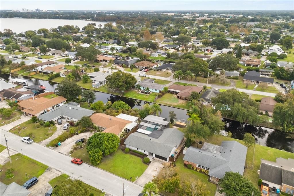 En Venta: $650,000 (4 camas, 2 baños, 2126 Pies cuadrados)