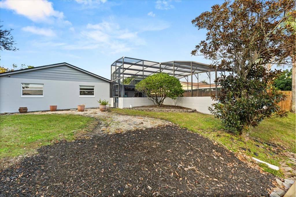 En Venta: $650,000 (4 camas, 2 baños, 2126 Pies cuadrados)