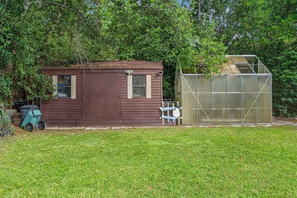 На продажу: $449,900 (4 спален, 2 ванн, 2356 Квадратных фут)