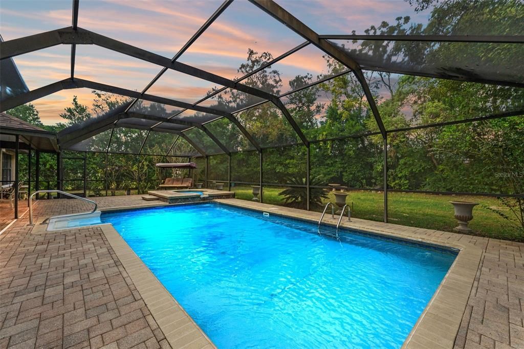 На продажу: $449,900 (4 спален, 2 ванн, 2356 Квадратных фут)