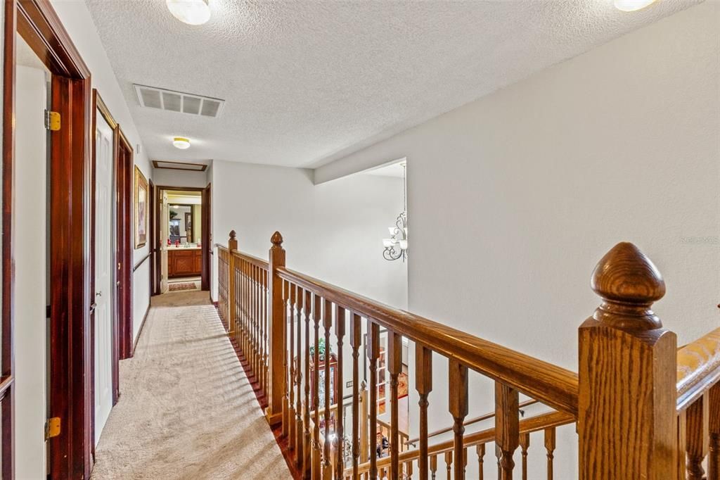 На продажу: $449,900 (4 спален, 2 ванн, 2356 Квадратных фут)