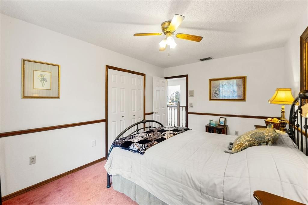 На продажу: $449,900 (4 спален, 2 ванн, 2356 Квадратных фут)