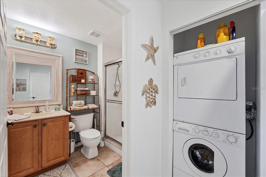 For Sale: $595,000 (3 beds, 2 baths, 1701 Square Feet)