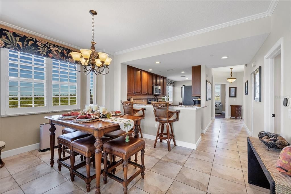 For Sale: $595,000 (3 beds, 2 baths, 1701 Square Feet)