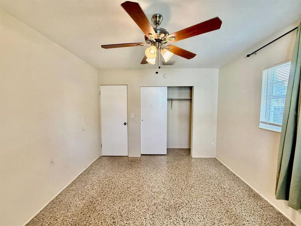 В аренду: $1,600 (2 спален, 1 ванн, 780 Квадратных фут)