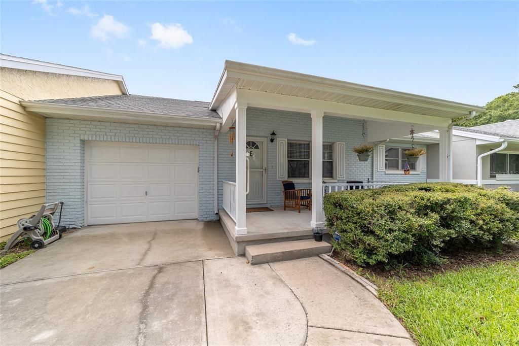 For Sale: $160,000 (2 beds, 2 baths, 1140 Square Feet)