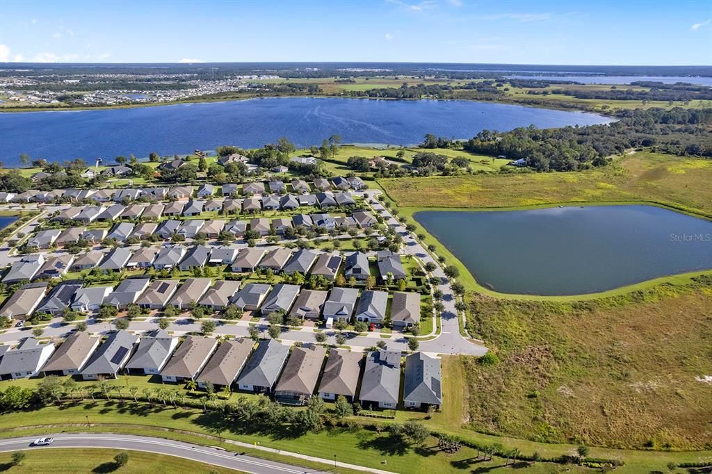 待售: $560,000 (3 贝兹, 2 浴室, 2208 平方英尺)