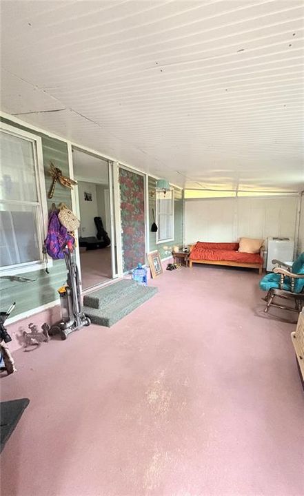 For Sale: $87,000 (2 beds, 1 baths, 1107 Square Feet)