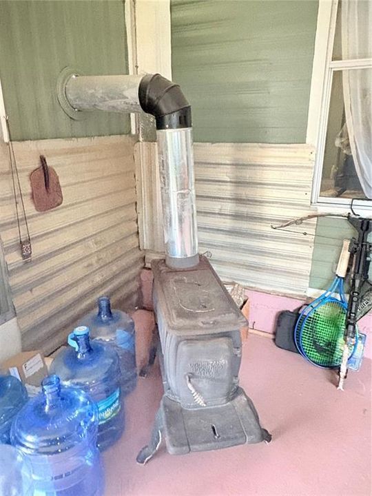 For Sale: $87,000 (2 beds, 1 baths, 1107 Square Feet)