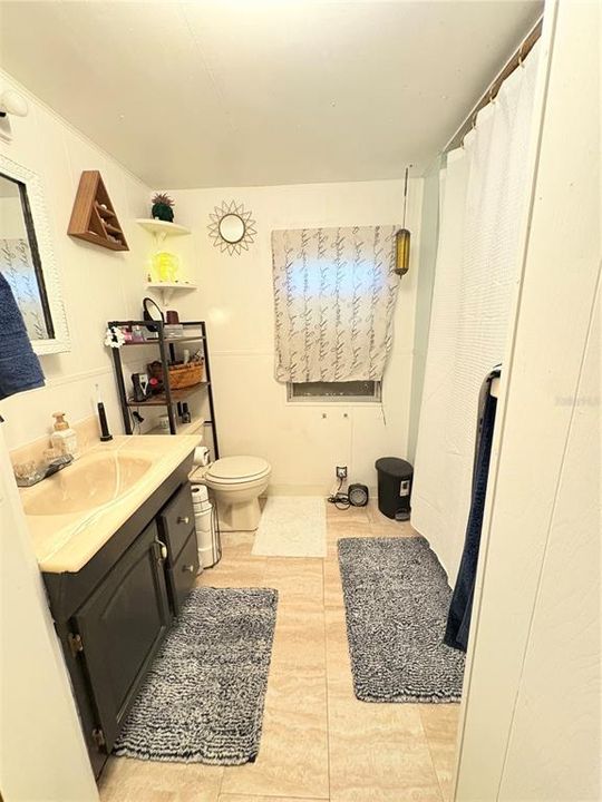 For Sale: $87,000 (2 beds, 1 baths, 1107 Square Feet)