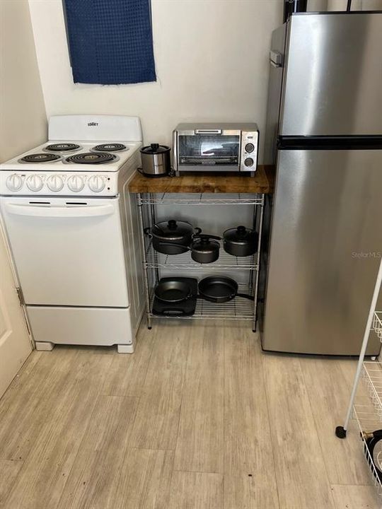 For Rent: $1,000 (1 beds, 1 baths, 500 Square Feet)