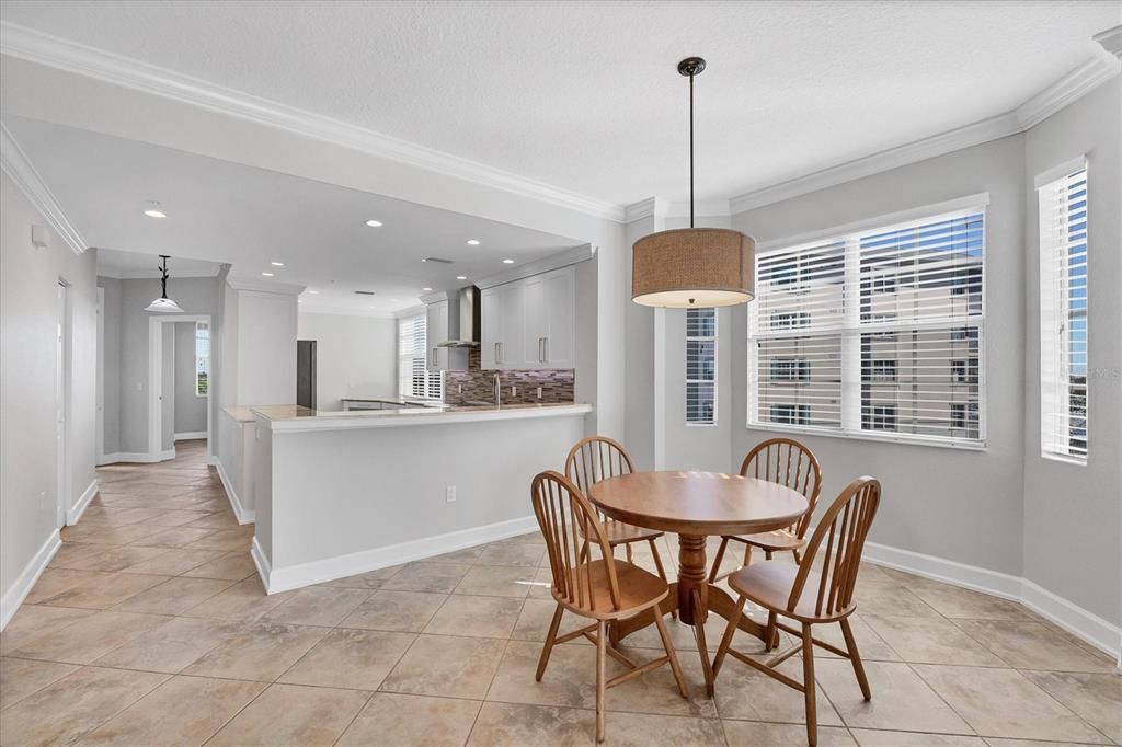 待售: $730,000 (3 贝兹, 2 浴室, 1701 平方英尺)