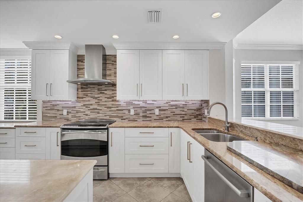 待售: $730,000 (3 贝兹, 2 浴室, 1701 平方英尺)