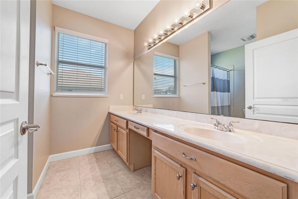 Active With Contract: $679,000 (4 beds, 3 baths, 4846 Square Feet)